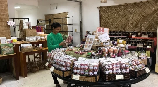 インターンシップを体験するLucky Angkor